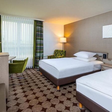 Moevenpick Hotel Nuernberg Airport Bagian luar foto