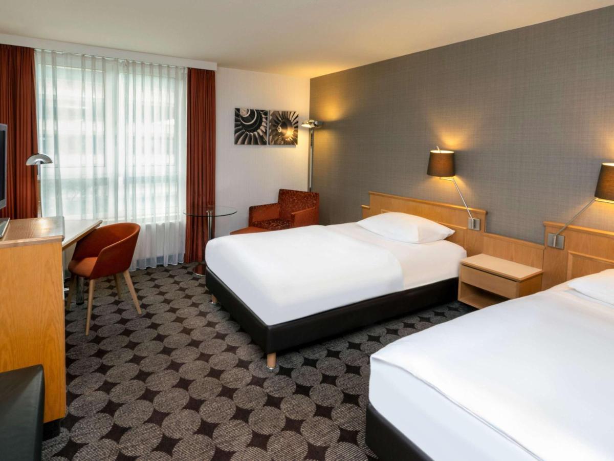 Moevenpick Hotel Nuernberg Airport Bagian luar foto