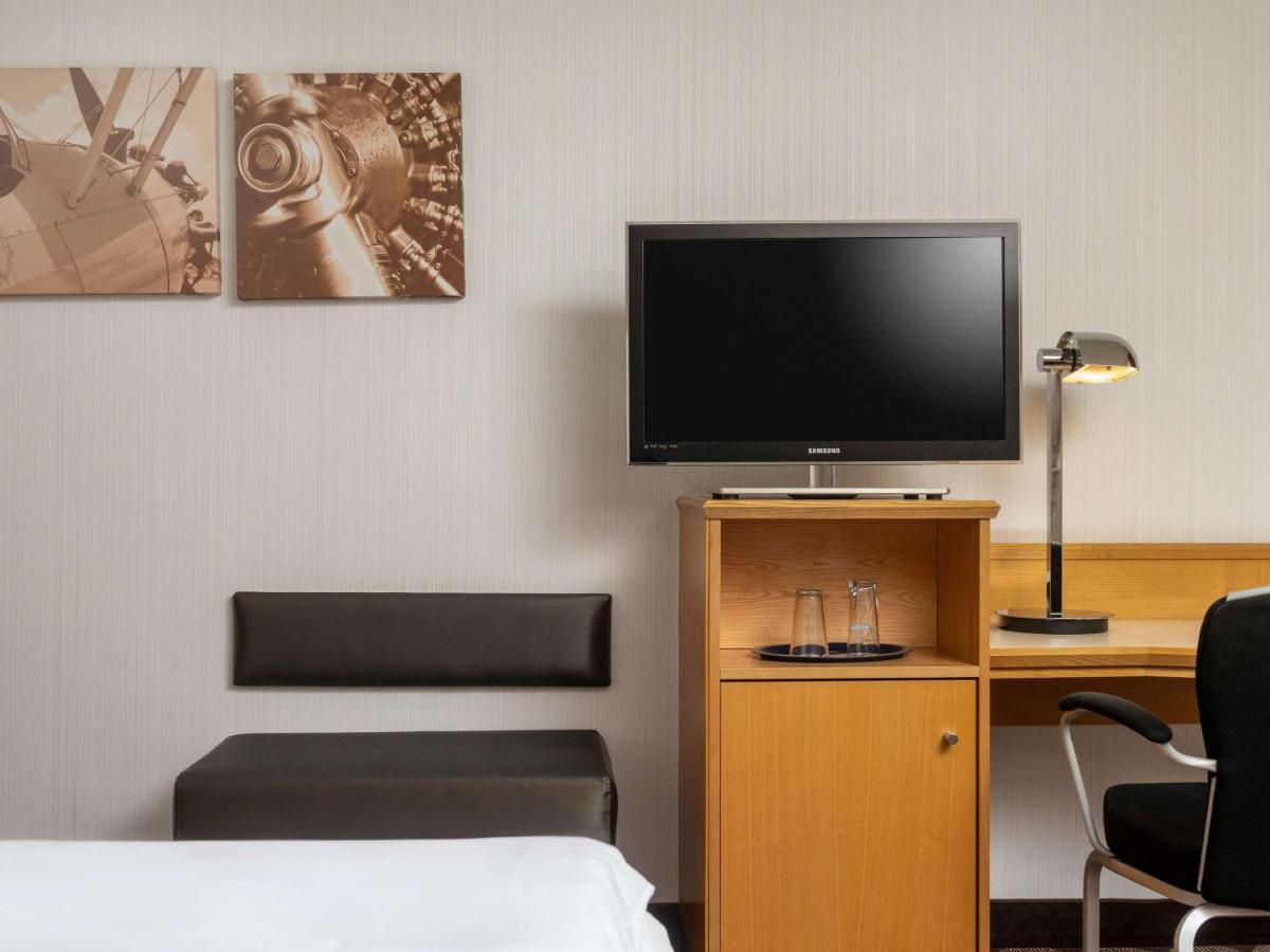 Moevenpick Hotel Nuernberg Airport Bagian luar foto