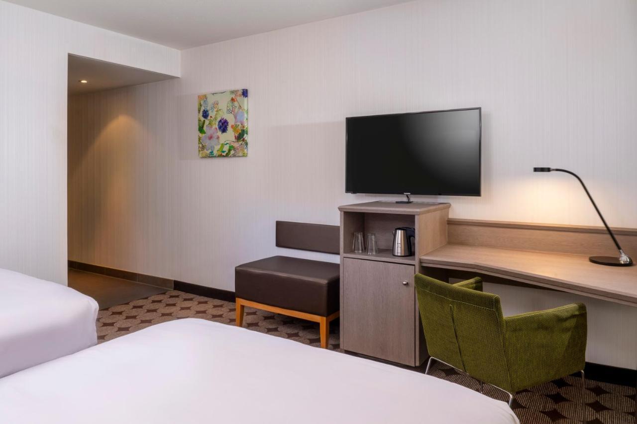 Moevenpick Hotel Nuernberg Airport Bagian luar foto