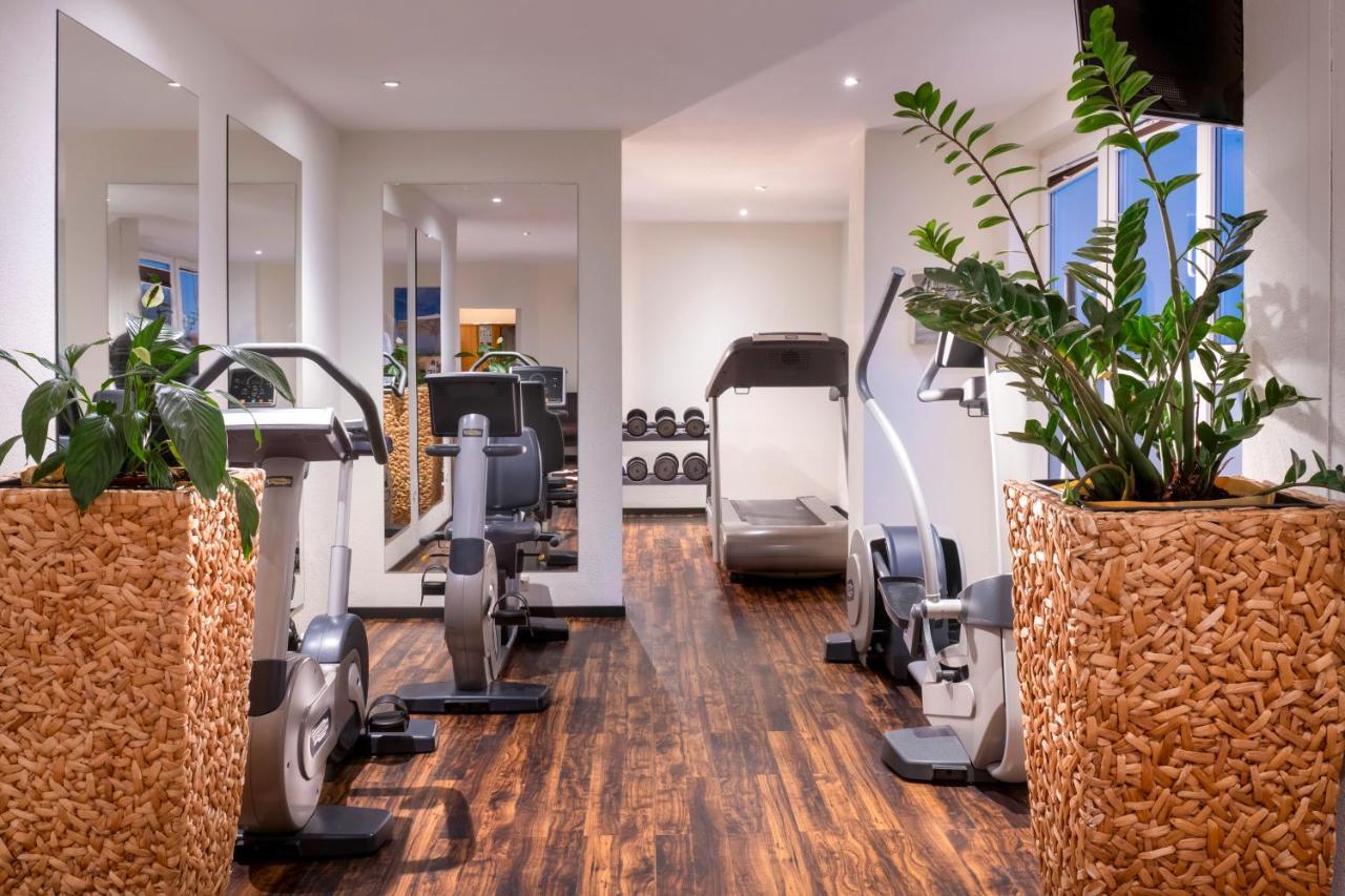 Moevenpick Hotel Nuernberg Airport Bagian luar foto